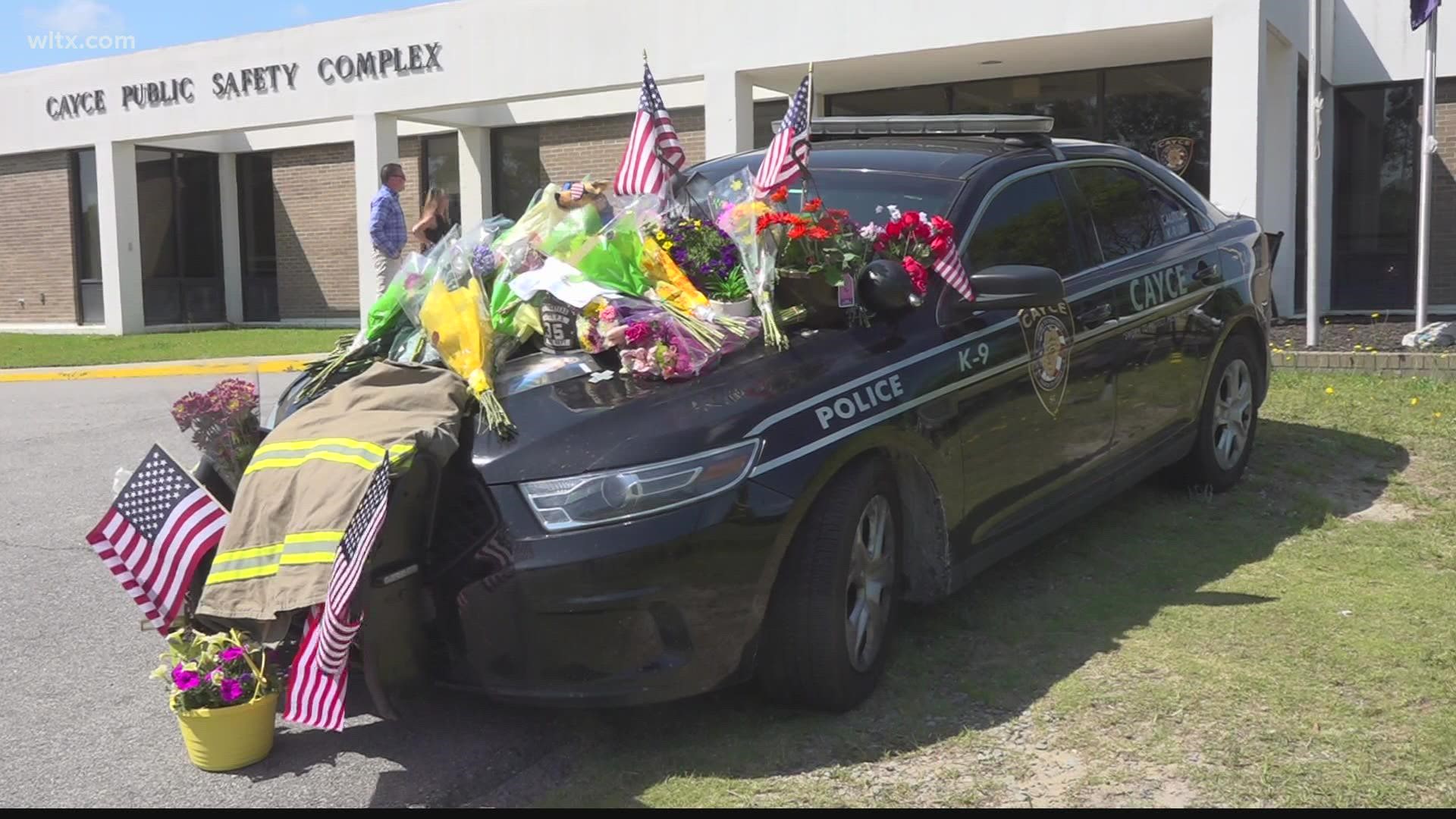 Community Continues To Mourn Loss Of Cayce Officer Drew Barr, Killed In ...