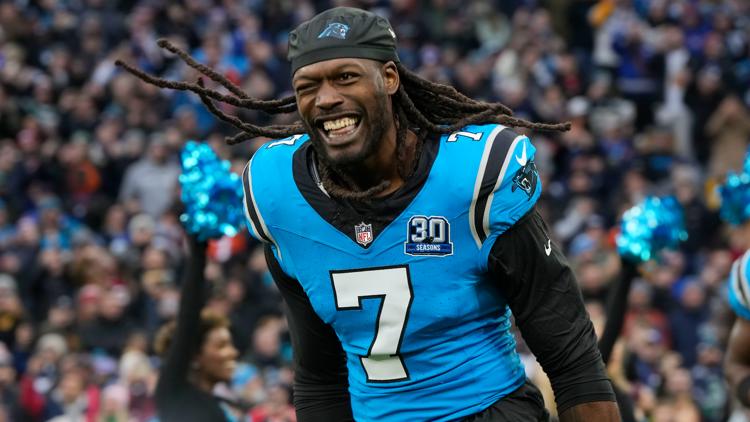 Panthers release veteran Jadeveon Clowney after selecting two edge rushers in the NFL draft | wltx.com
