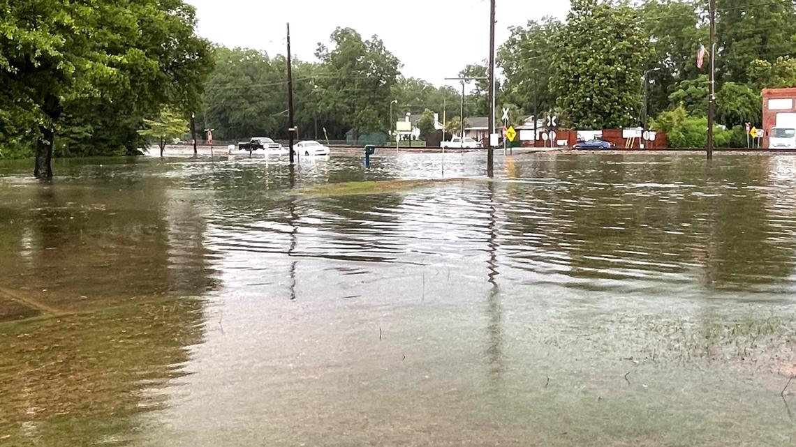 BatesburgLeesville flooding on roads due to storms, rain