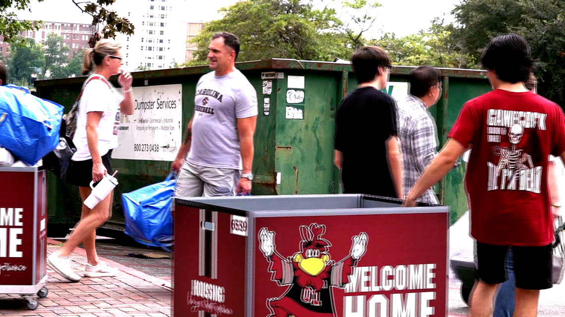 USC move-in brings 5,000 students, fresh energy to Columbia campus