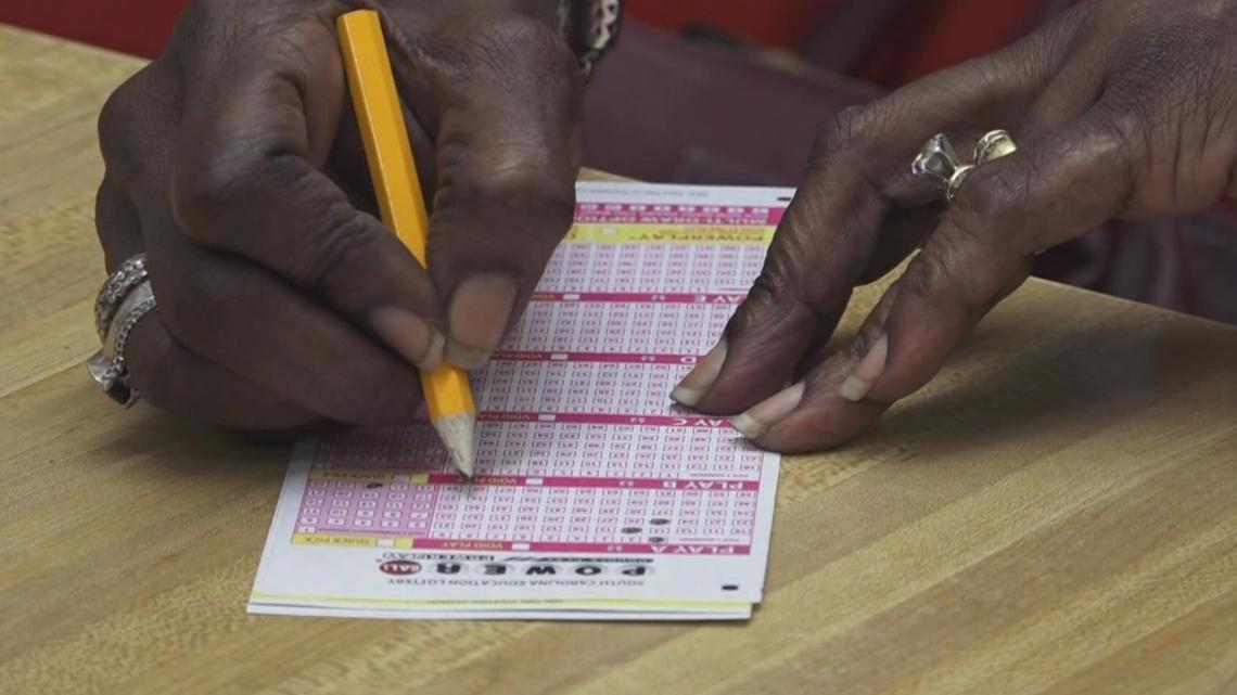 Powerball jackpot is $1.9 billion Monday night - Vimarsana News