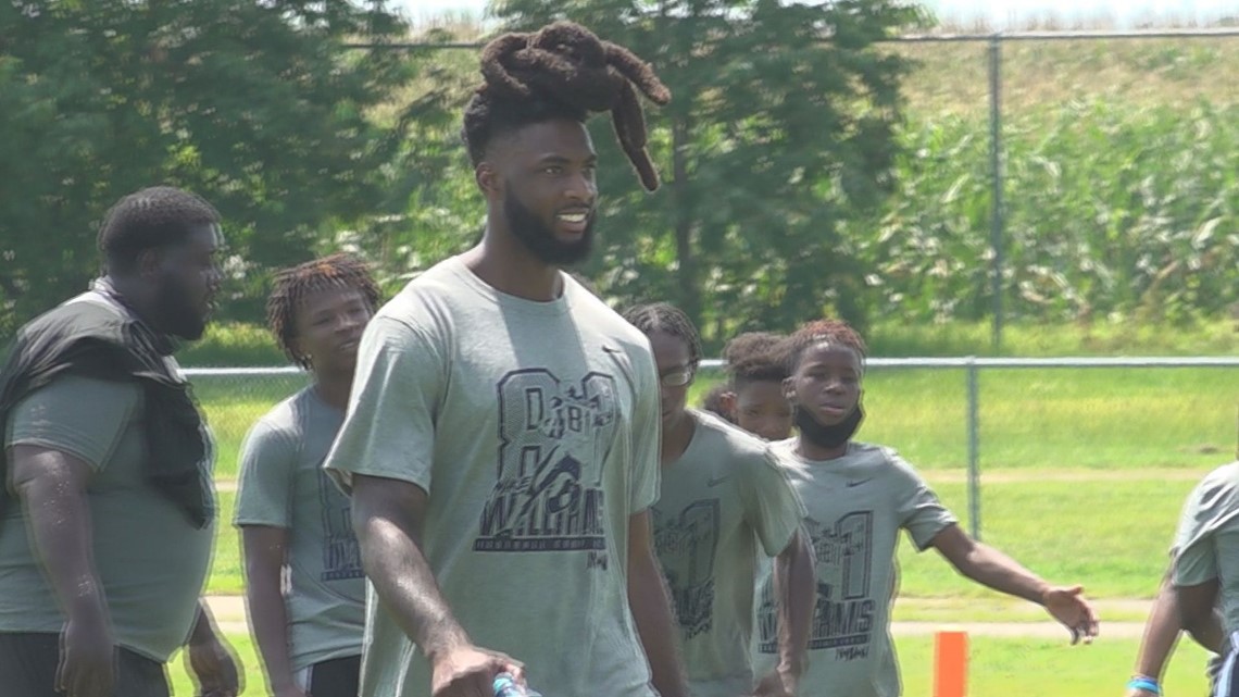 Football camp honors Covington alumnus Mike Williams, St. Tammany  community news