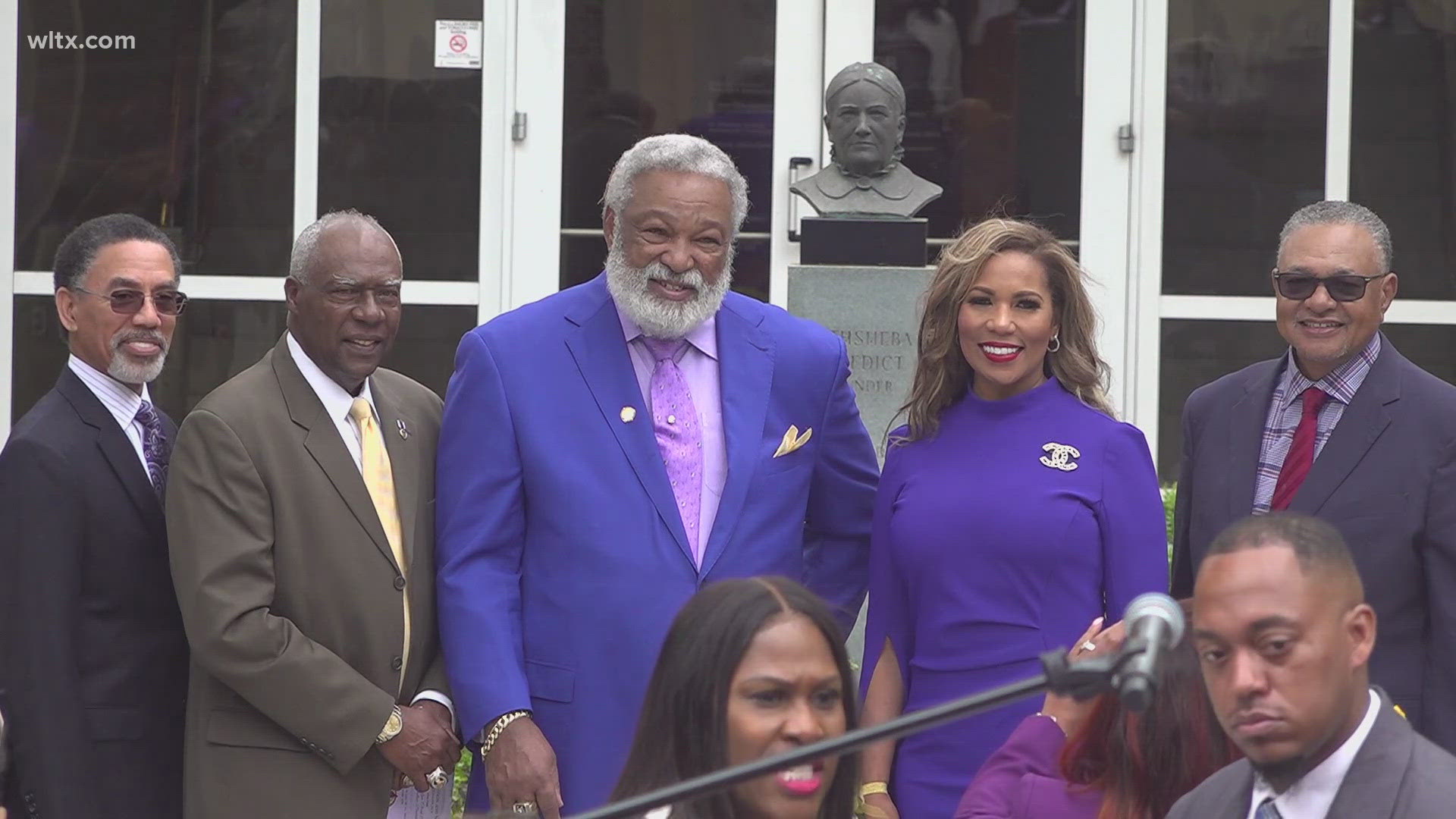 Dr. Roslyn Clark Artis is the Columbia HBCU's first female President and CEO.