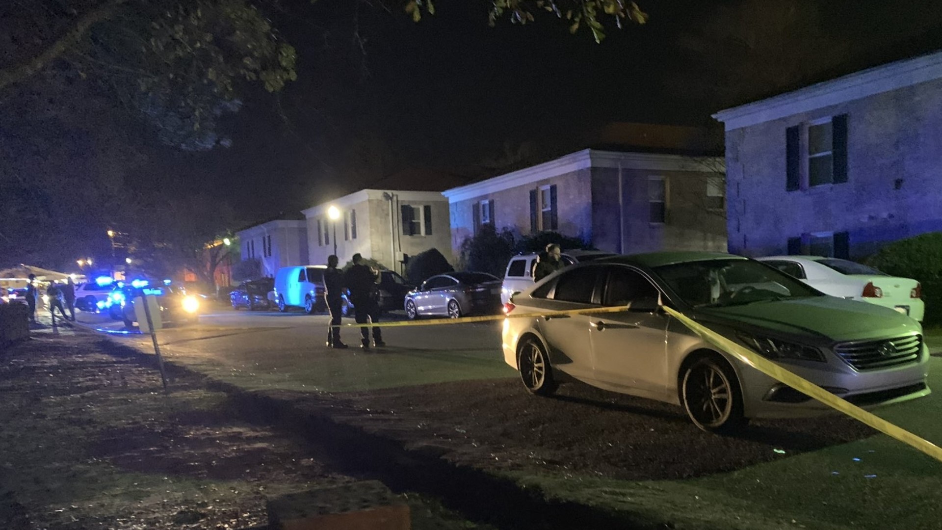 One wounded in shooting at Cross Hill Apartments