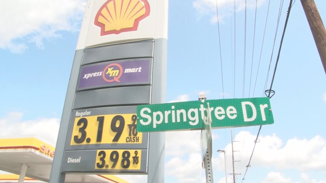 Hundreds of calls made to Rick Chow's South Carolina gas station