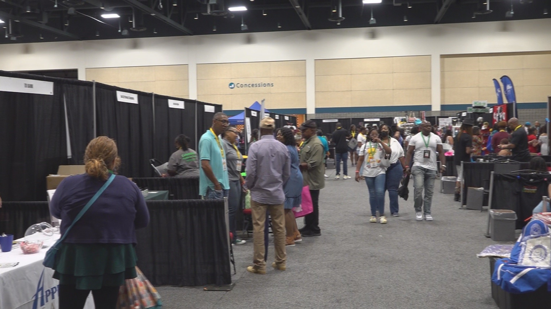 Actor, comedian Anthony Anderson speaks at Columbia Black Expo