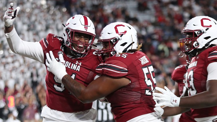 Shane Beamer, Buddy Pough react to the Gamecocks 50-10 win against SC State