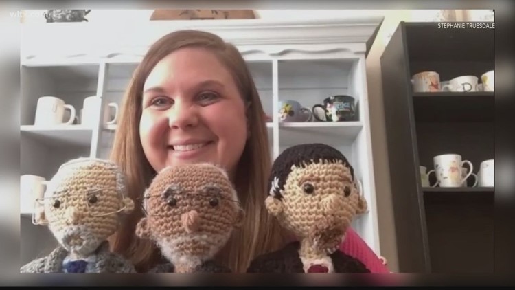 Woman crochets figures from Alex Murdaugh murder trial