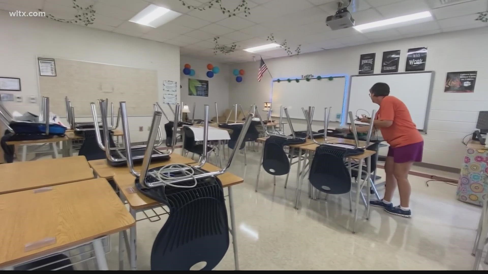 In Kershaw county the school district is looking for ways to fill their teacher vacancies.