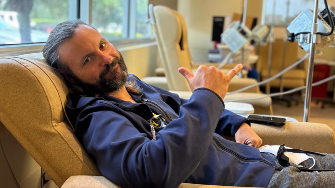 USC great Stephen Garcia says support from Gamecock nation helping power cancer fight