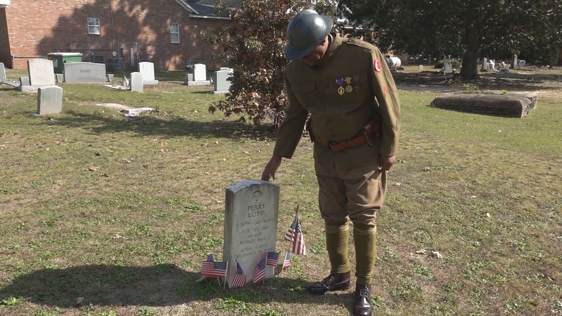 South Carolina man fulfills family promise to honor WWI hero grandfather