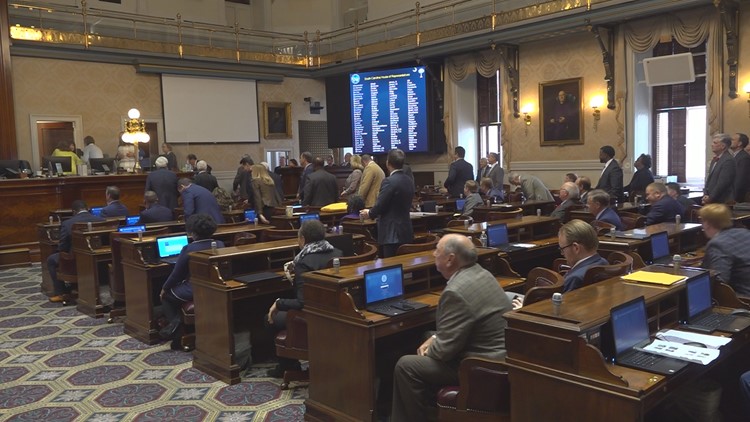 SC House passes controversial education bill
