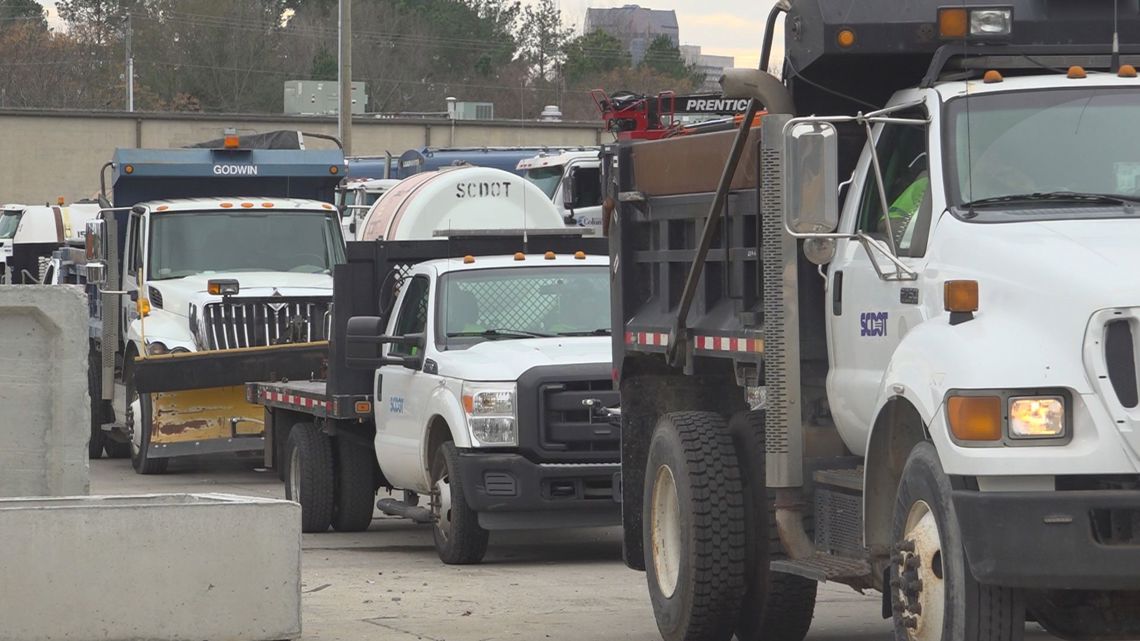 Columbia crews prepare for winter weather
