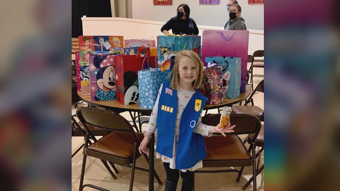 Girl Scout Troop 3464 creates birthday bags for Harvest Hope - Vimarsana News