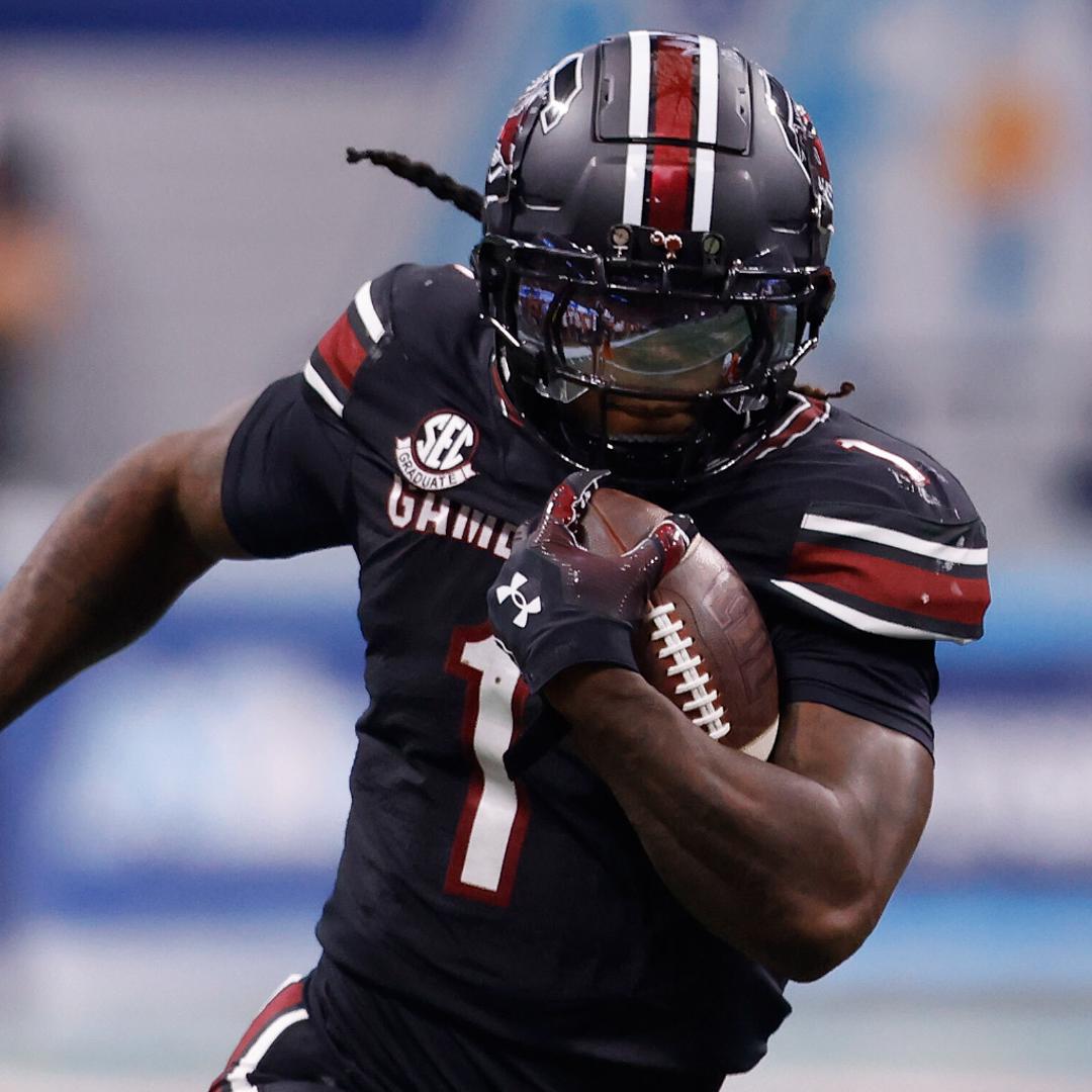 South Carolina Gamecocks into Top 10 of AP College Football Poll | wltx.com