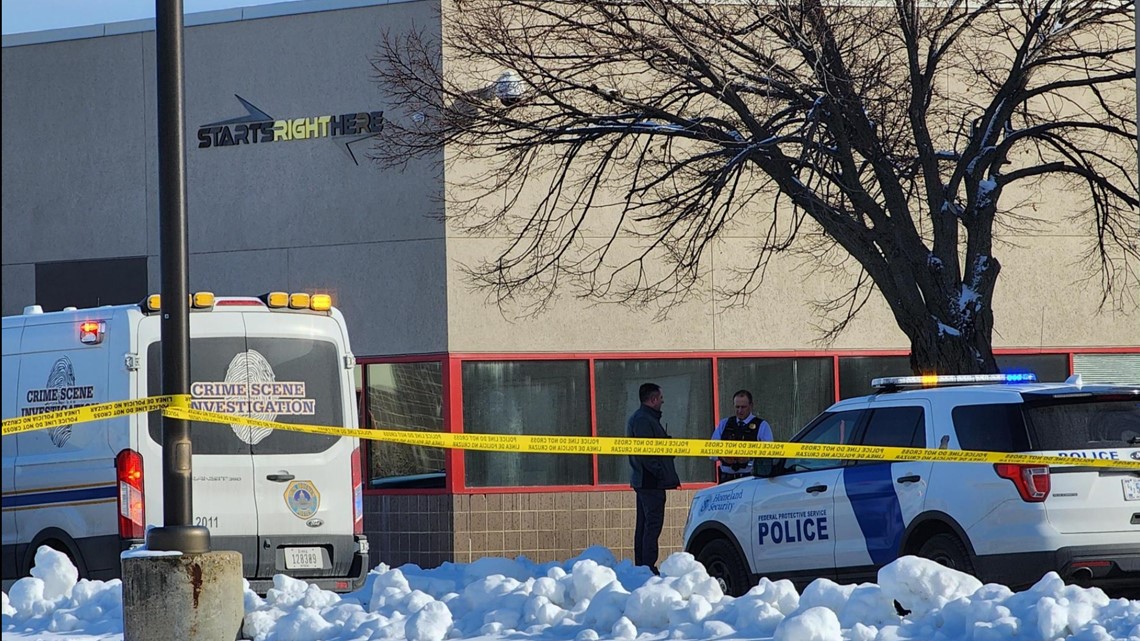 Police: 2 students dead, teacher hurt in Iowa shooting - Vimarsana News