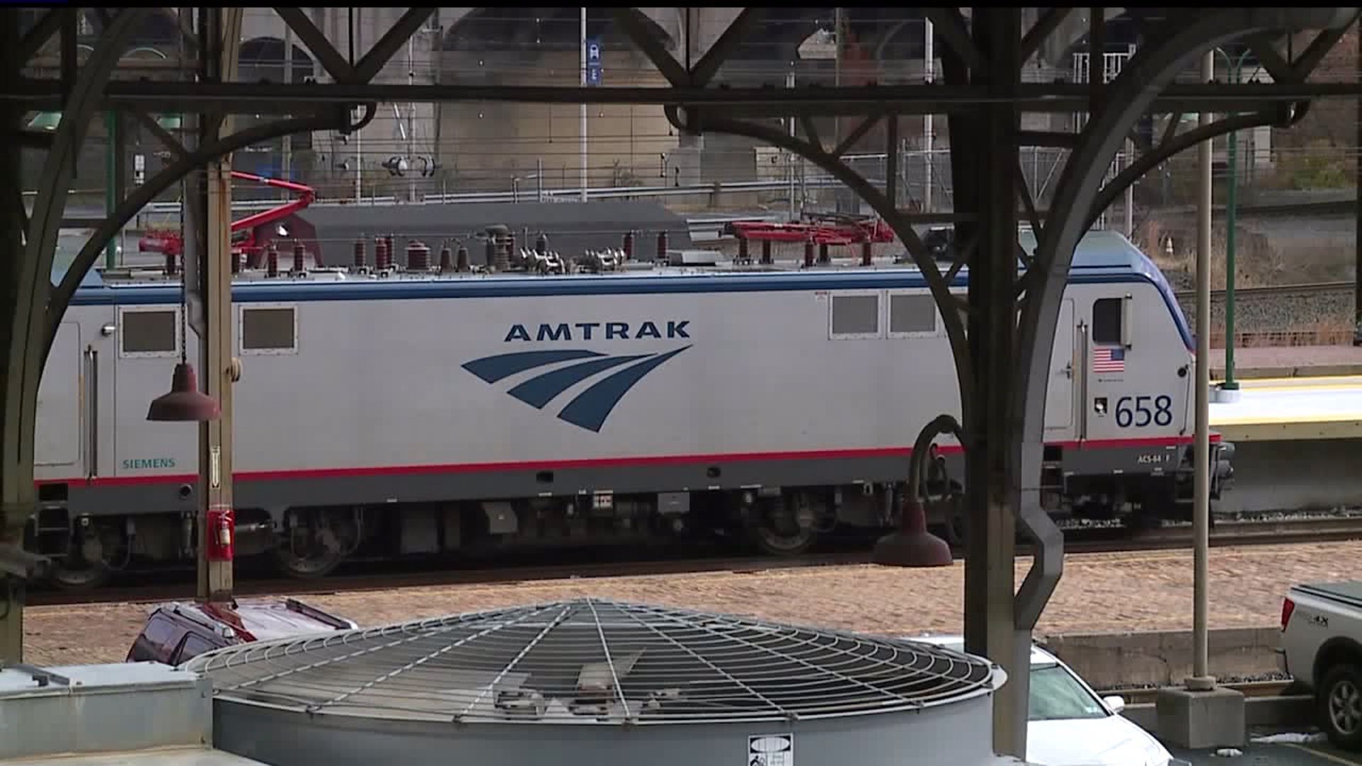 Amtrak train collides with dump truck, derails in Missouri | wltx.com