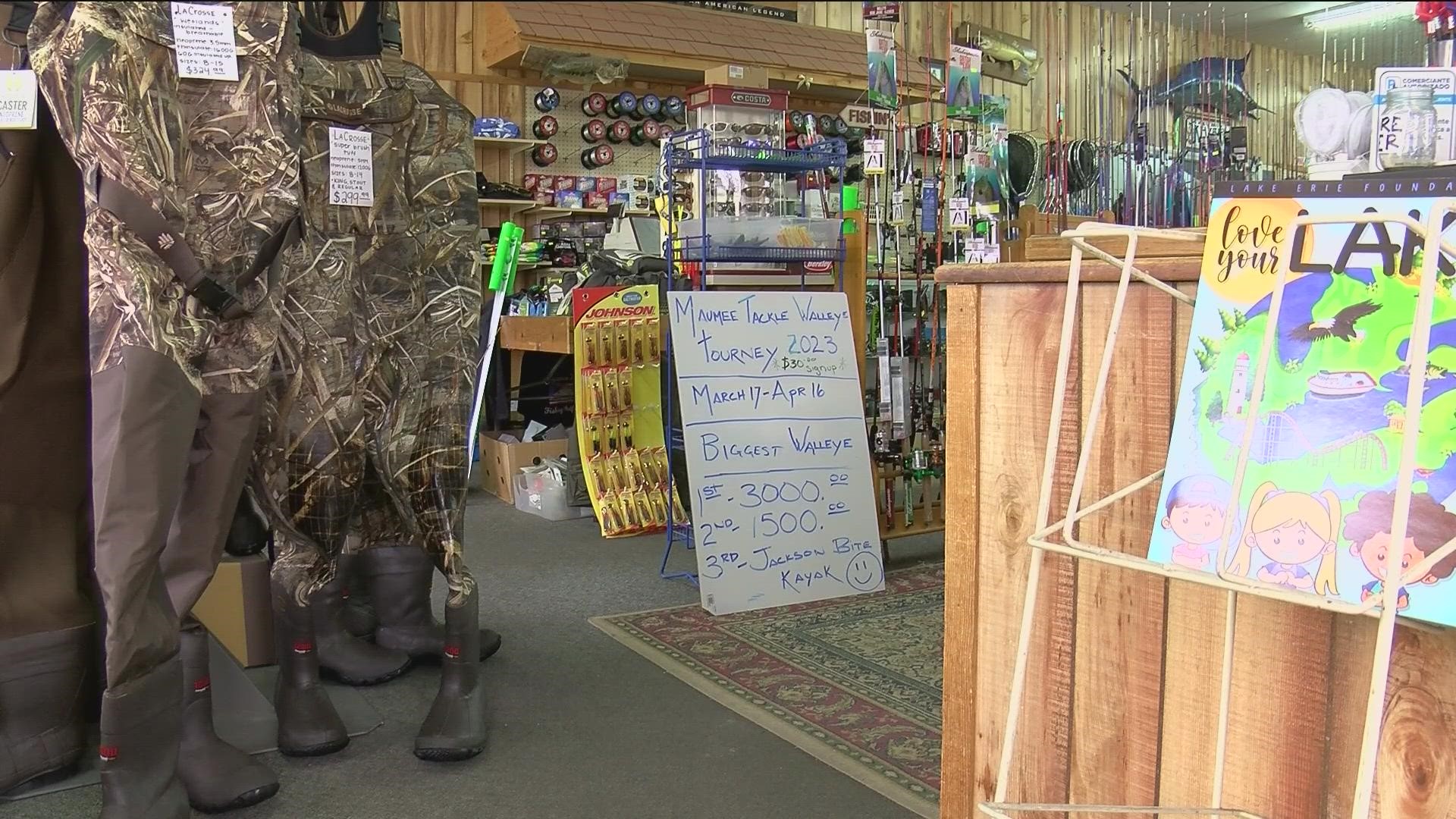 Fishing Ruler Back Walleye fishing scandal causes new rules in Maumee tournament | wltx.com