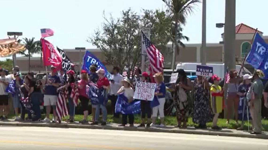 Trump rallies support ahead of indictment hearing in Florida - Vimarsana News