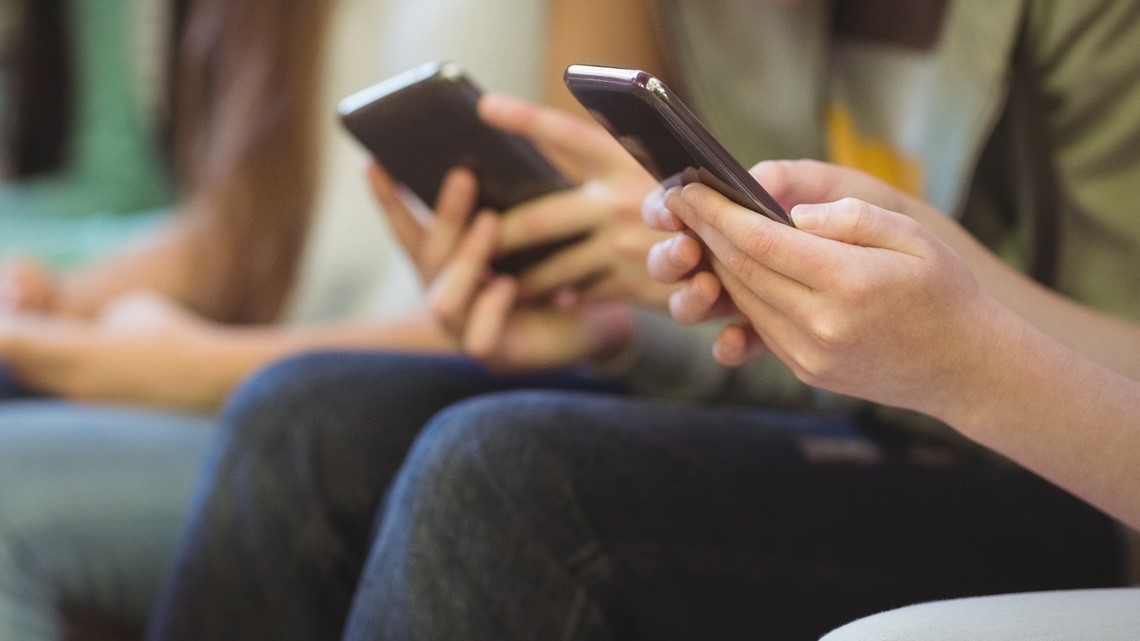 Google will send air raid alerts to Android users in Ukraine - Vimarsana News
