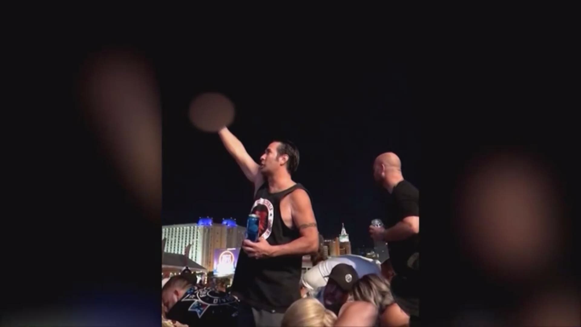 Eyewitness News wanted to verify if a photo of a man drinking beer and flipping off the shooter was real. 