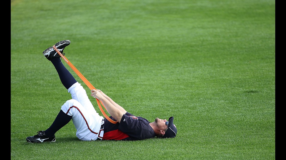 Chipper in Cooperstown, Jones rides in Saturday Hall of Fame Legends  parade