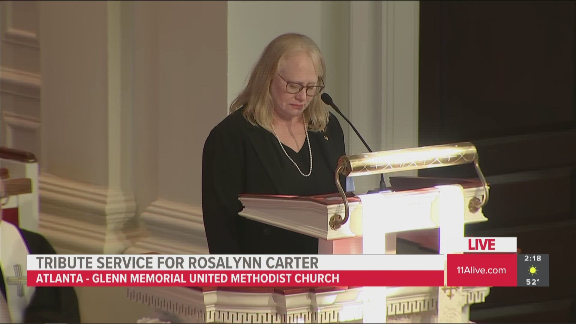 Amy Carter read a note her father, Jimmy Carter, wrote to the love his life.
