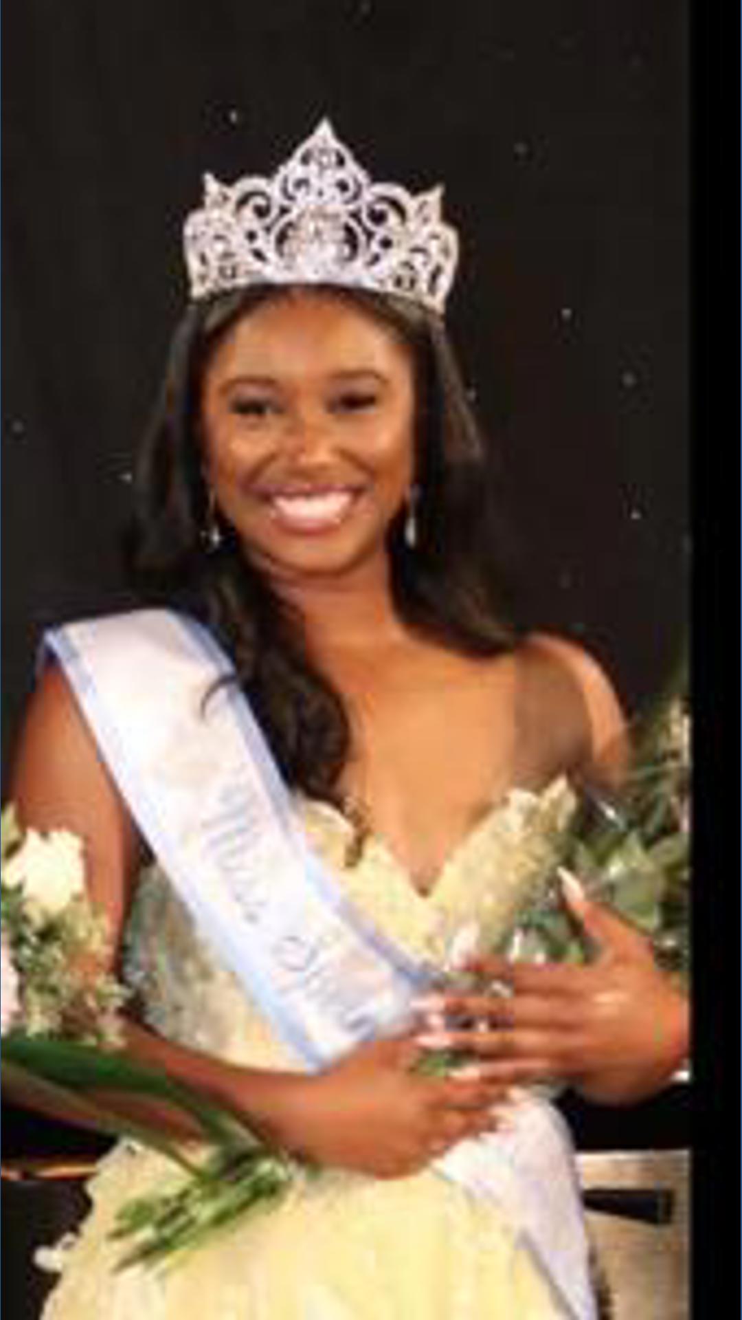 Spelman Pageant Spelman College names co-queens after scoring error in pageant | wltx.com