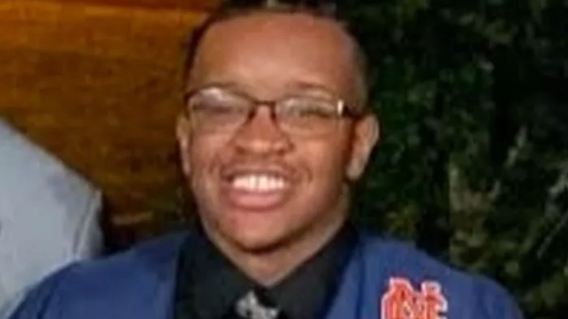 Georgia teen loses life saving friend in Myrtle Beach - Vimarsana News
