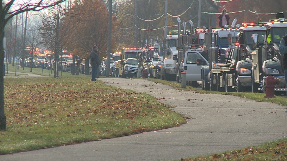 Tow Truck Driver Killed Is Honored With Tow Truck Procession Wltx Com   F2c11f5c 8071 43cb Bda0 6ec36c84f537 1140x641 